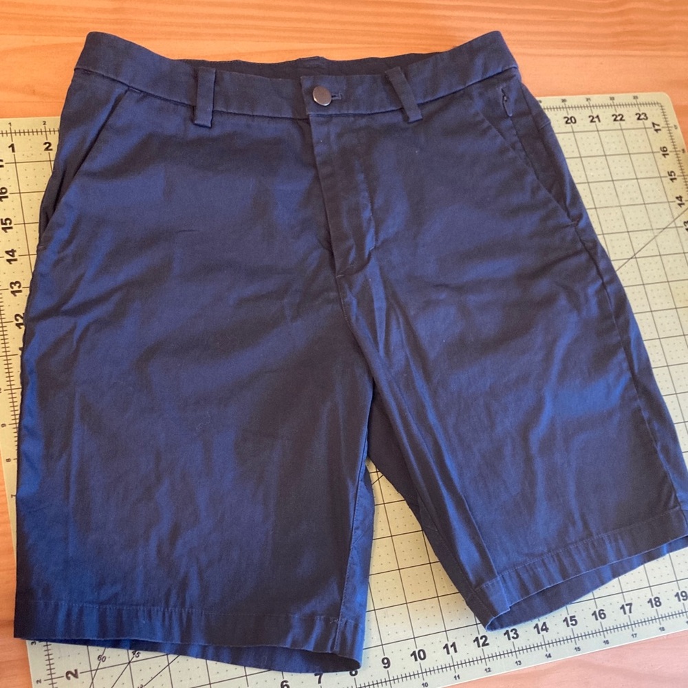 lululemon athletica Men's Navy Shorts 28